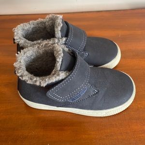 Carters Velcro slip ins with faux fur